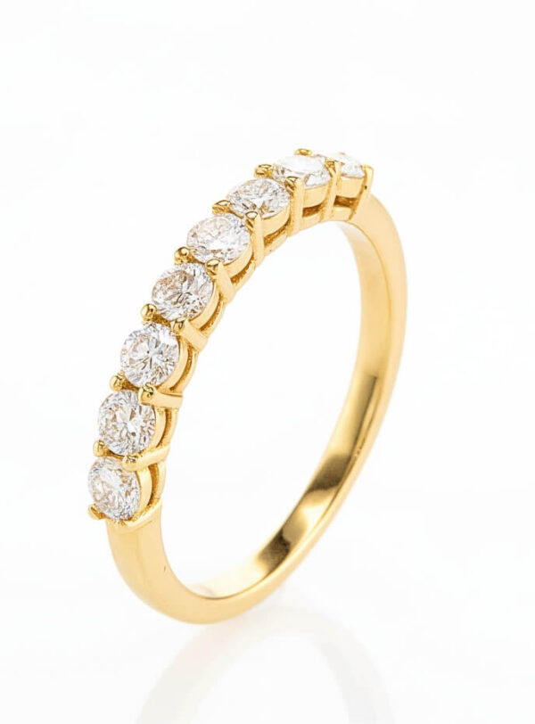 Classic Row Ring yellow gold