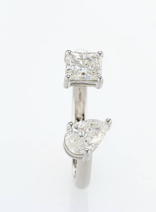 Prinpsy ring - white gold